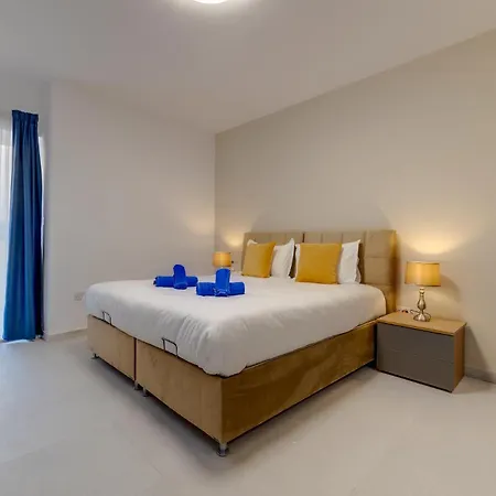Wave Crest Holiday Apartments St. Paul's Bay Buitenkant foto