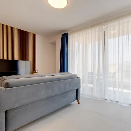 Wave Crest Holiday Apartments St. Paul's Bay Buitenkant foto