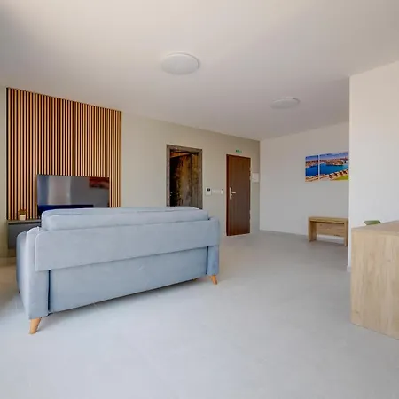 Wave Crest Holiday Apartments St. Paul's Bay Buitenkant foto