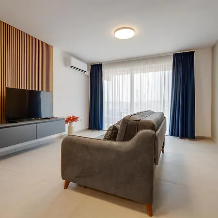 Wave Crest Holiday Apartments St. Paul's Bay Buitenkant foto