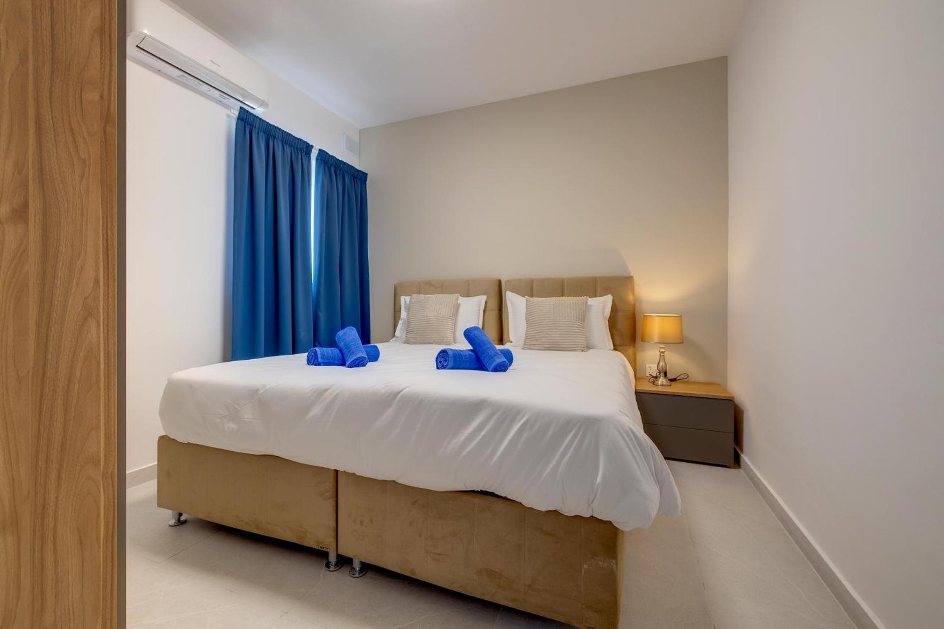 Wave Crest Apartment *