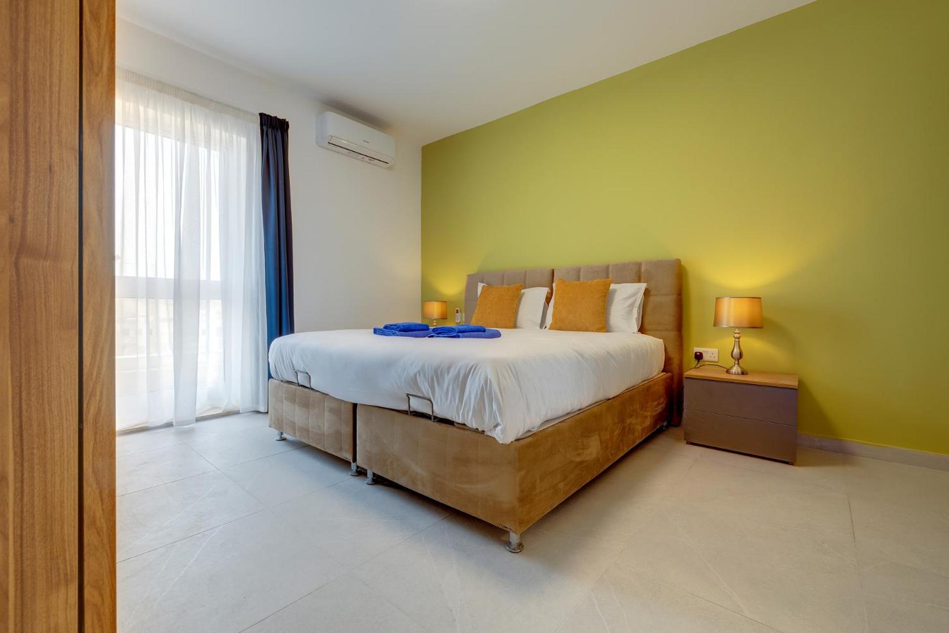 Wave Crest Apartment *