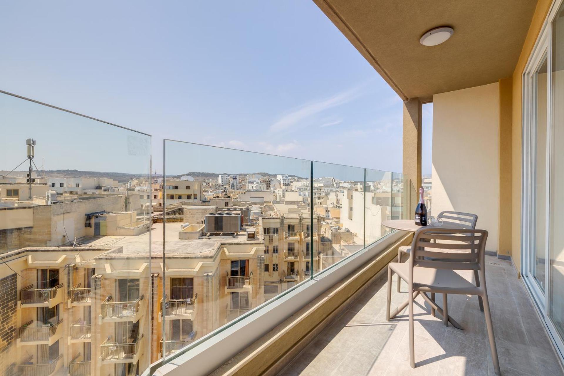 Apartment Wave Crest *